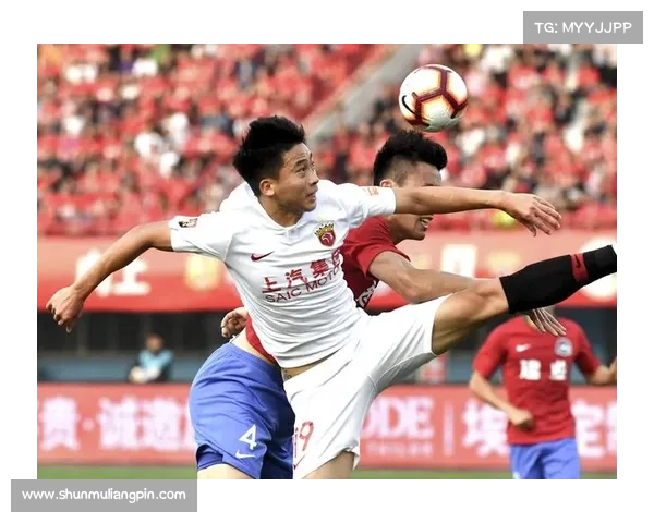 中超赛事上港中超赛事上海上港强势表现引领争冠新格局